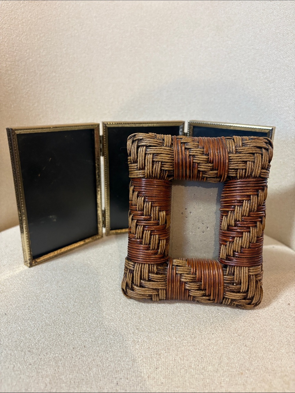 Set of Woven Rattan & 3 window gold Photo Frame